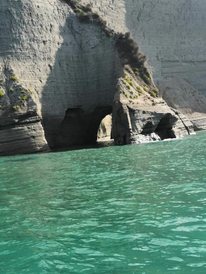 Megali Beach Nikos Сидари Екстериор снимка